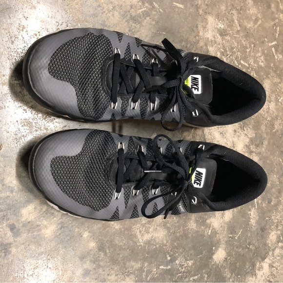 Nike Air Free Trainer 5.0 V6 - Picture 2 of 3